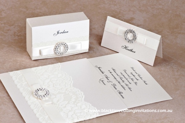 bridal lace - favour box, place card and invitation