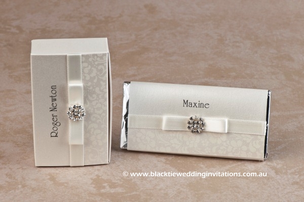 ivory bloom - favour box and personalised chocolate